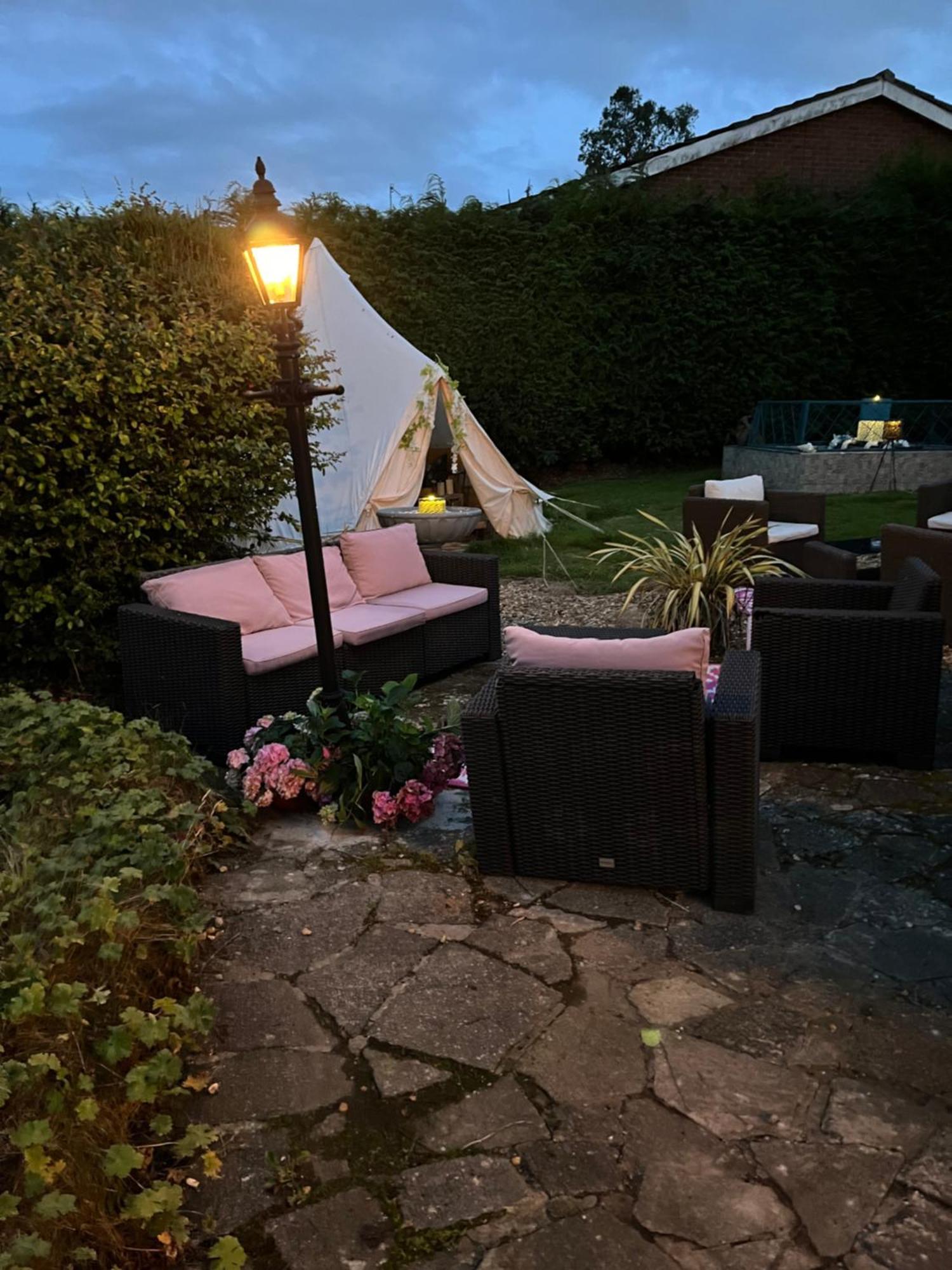 Overdale Motel Lisburn Eksteriør bilde